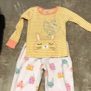 2-piece cotton and fleece pjs